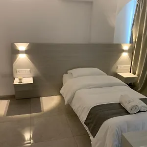 La Veranda 3*, Λάρνακα Κύπρος